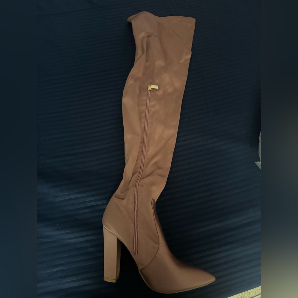 Elegant Bamboo Mauve boots